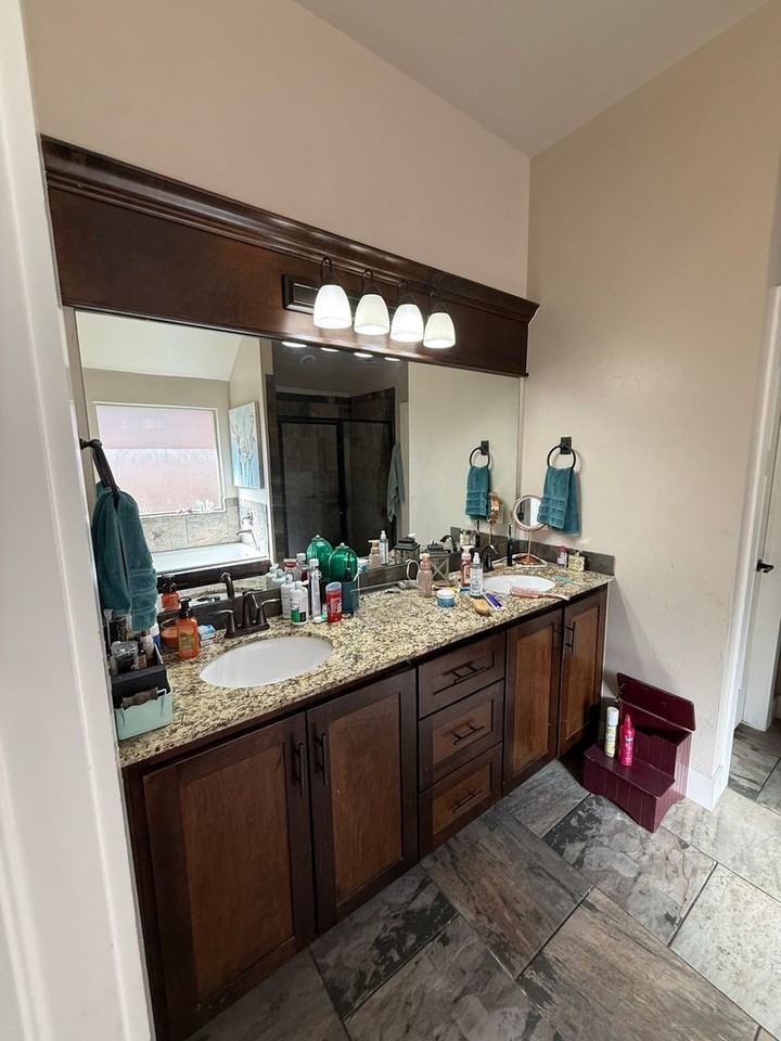 6525 Bentley Dr - Photo 7 of 15
