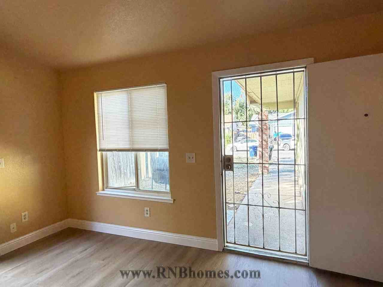 3932 Renick Way - Photo 3 of 16