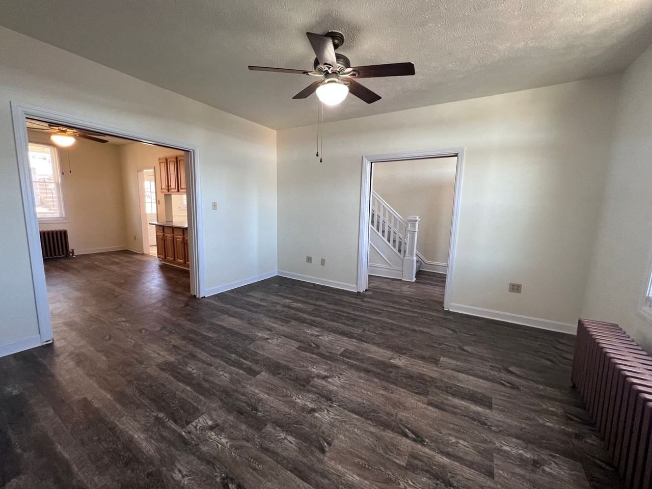 2037 Westmont Ave - Photo 6 of 36