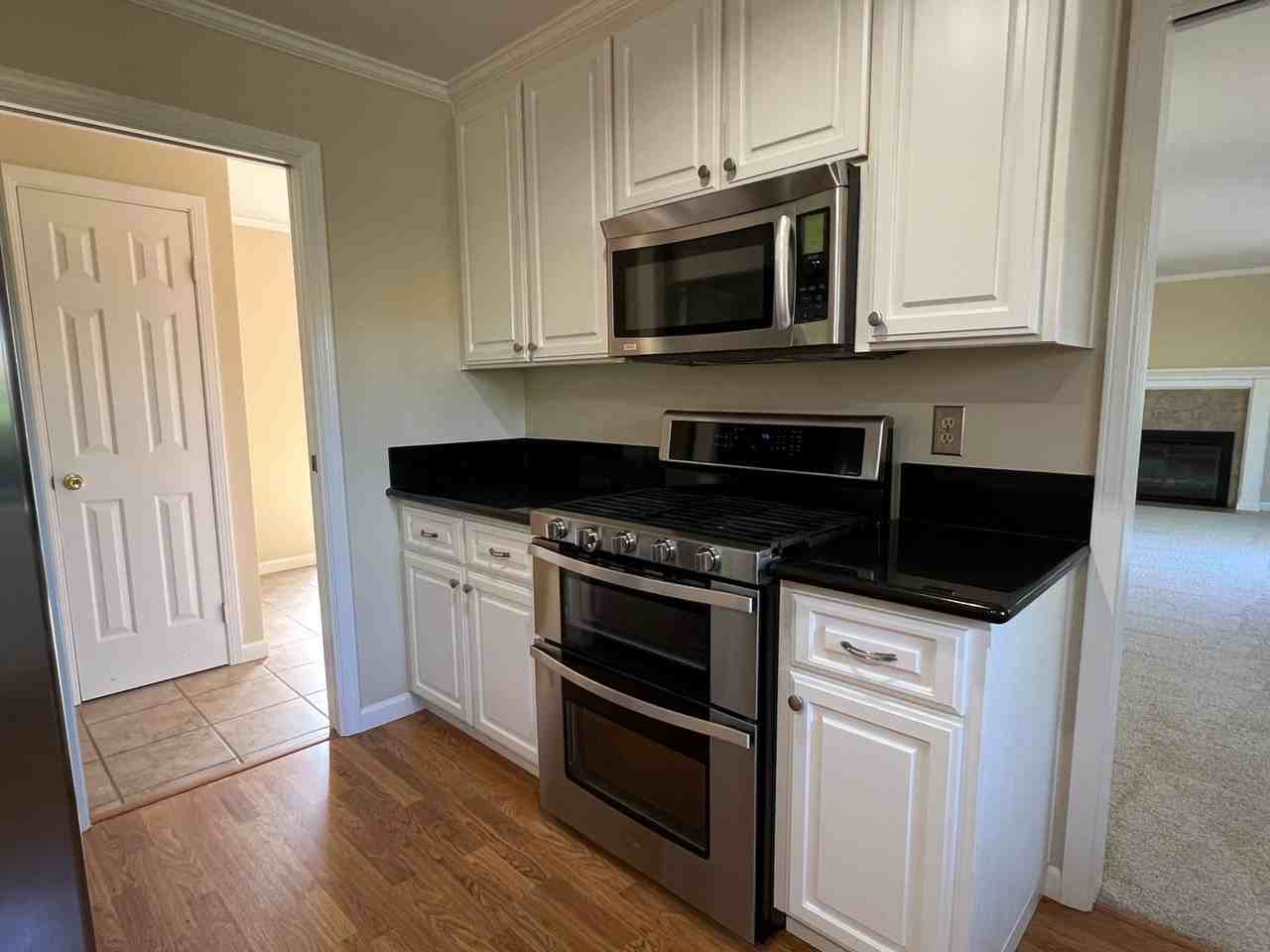 6506 Camden Ave - Photo 4 of 14