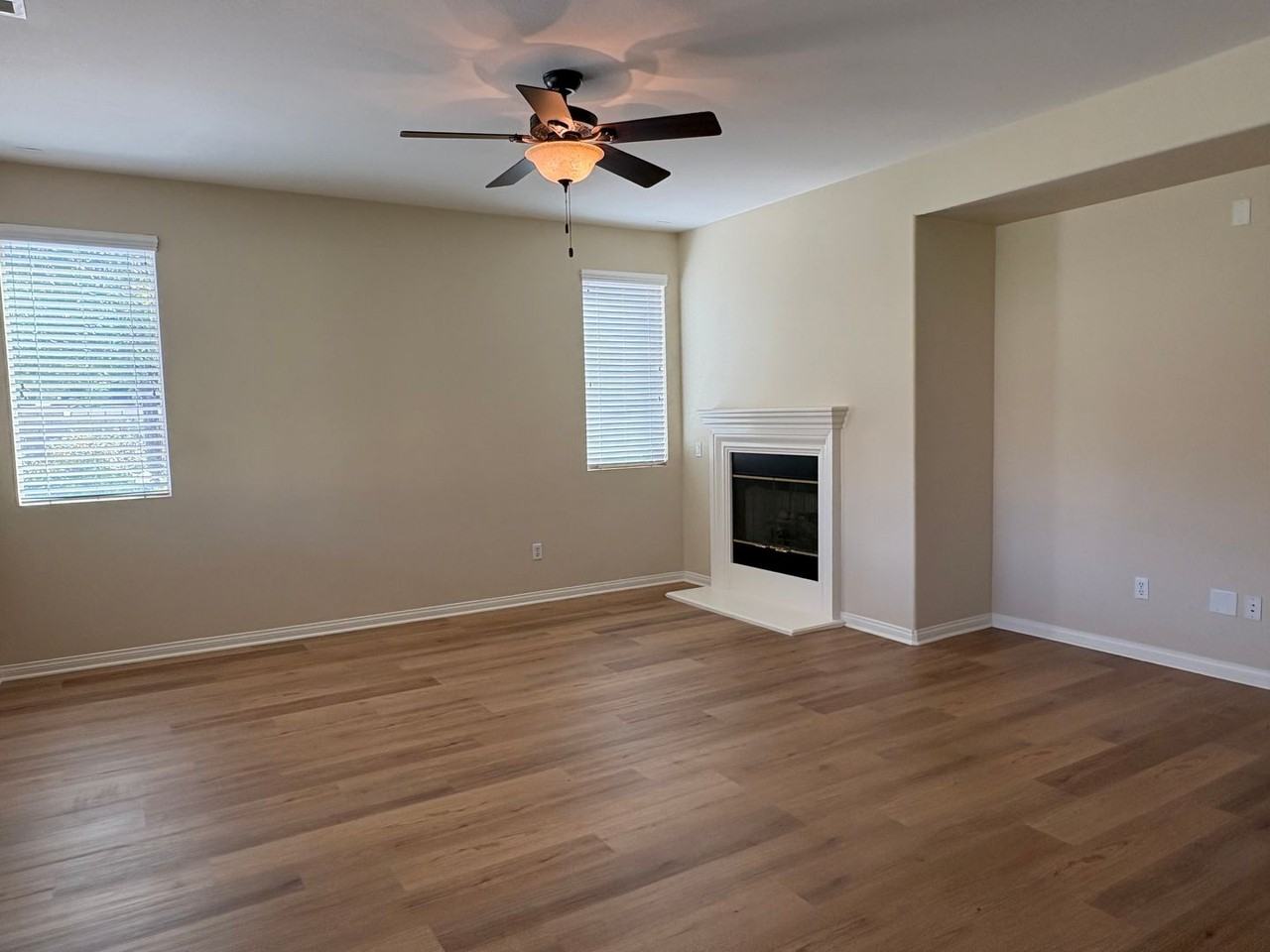 42320 Columbia Ct - Photo 6 of 45