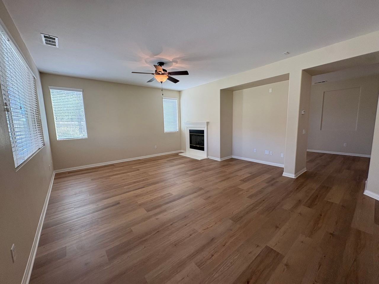 42320 Columbia Ct - Photo 7 of 45