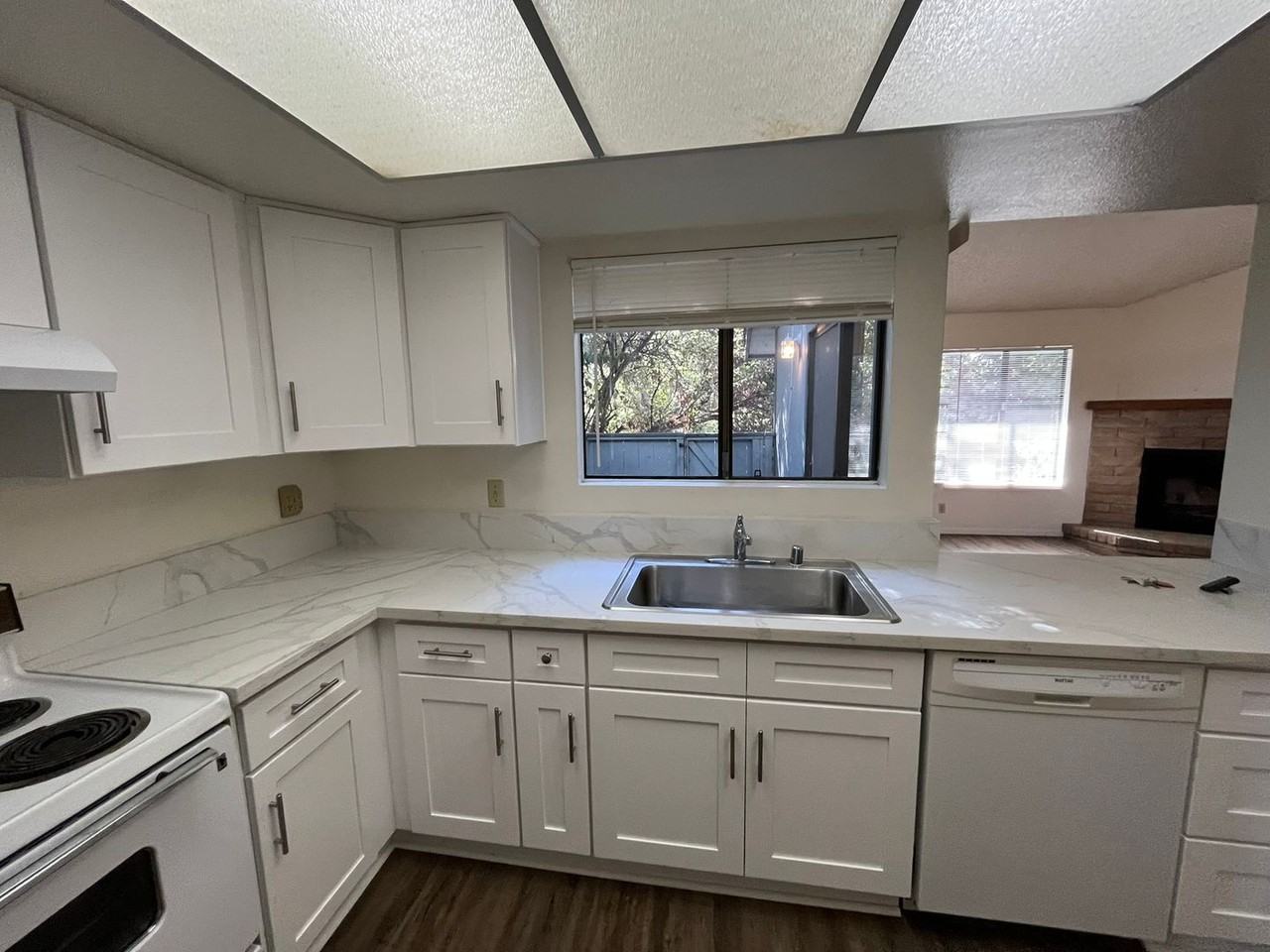 4 Quail Ridge Dr - Photo 2 of 20