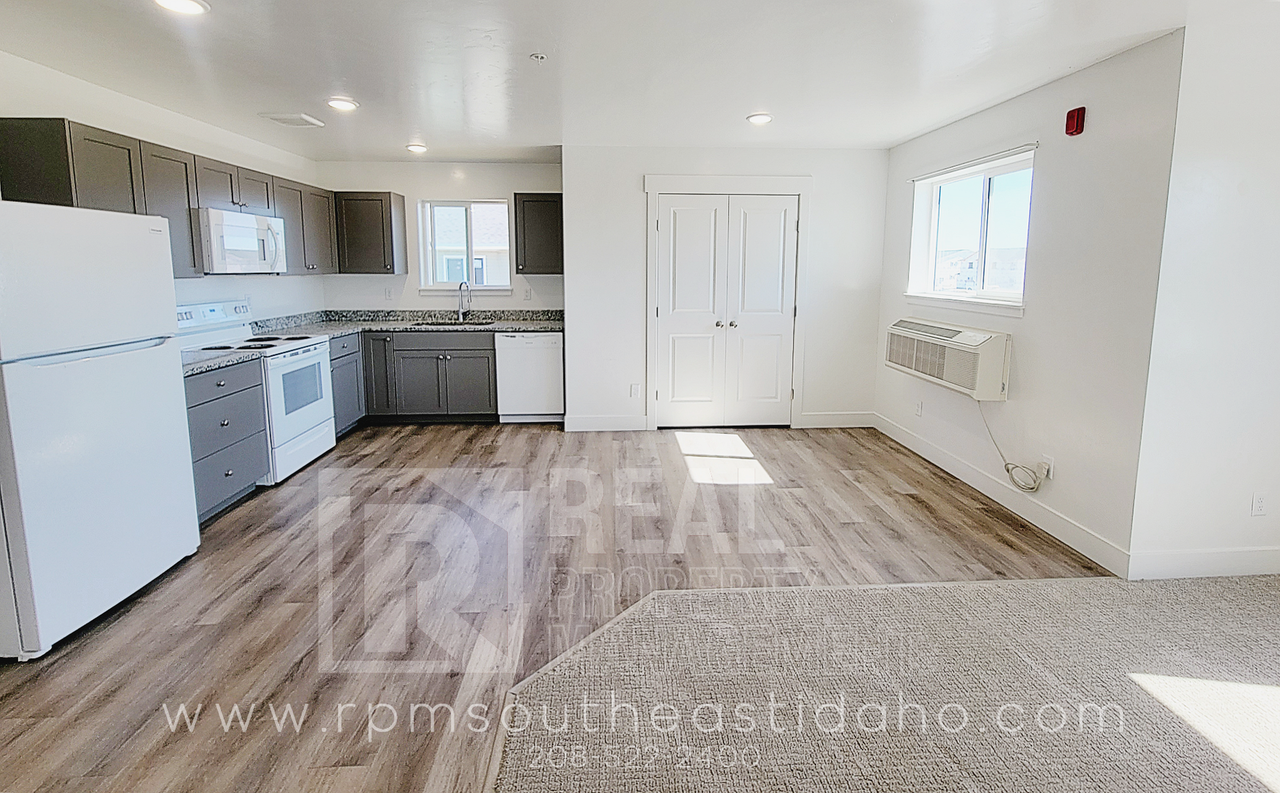 5938 Freedom - Photo 7 of 17