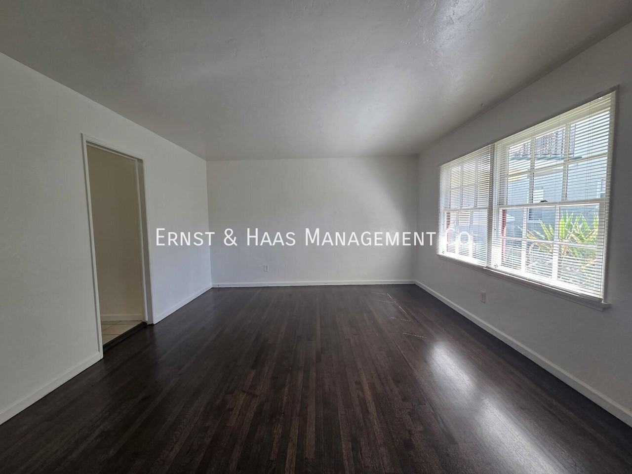 2117 Chestnut Ave #02 - Photo 3 of 11