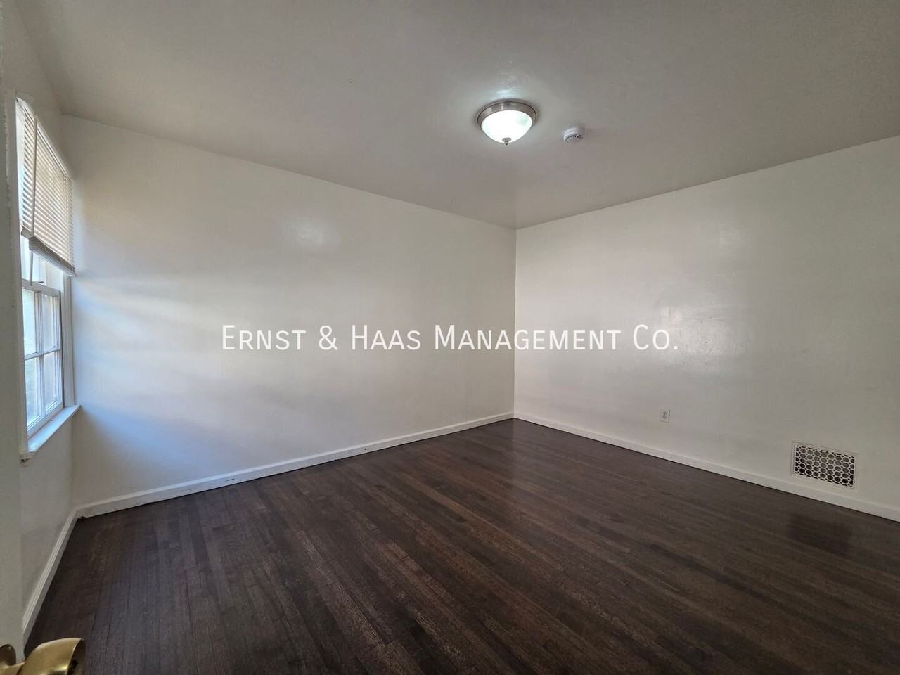 2117 Chestnut Ave #02 - Photo 6 of 11