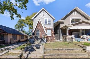 2012 2012 Grandview Blvd KCKS 66102 - Photo 1 of 1