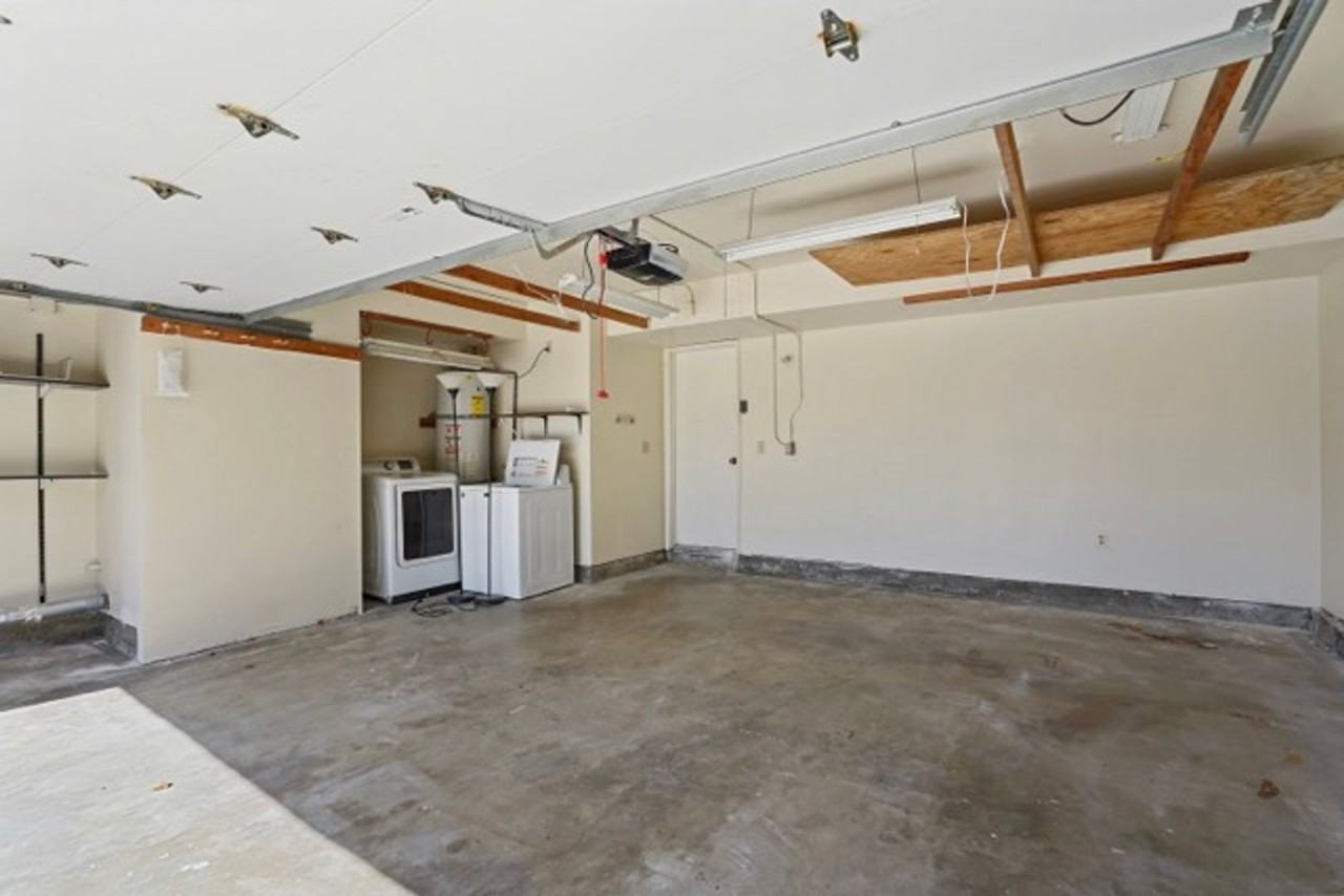10308 Amaro Ct - Photo 5 of 45