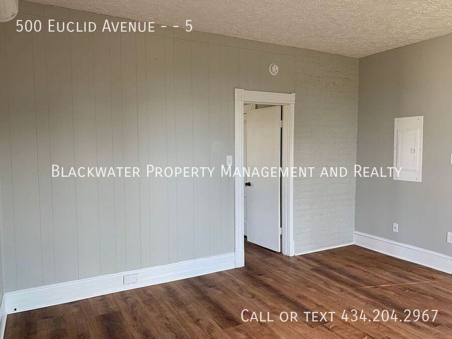 500 Euclid Ave #5 - Photo 5 of 14