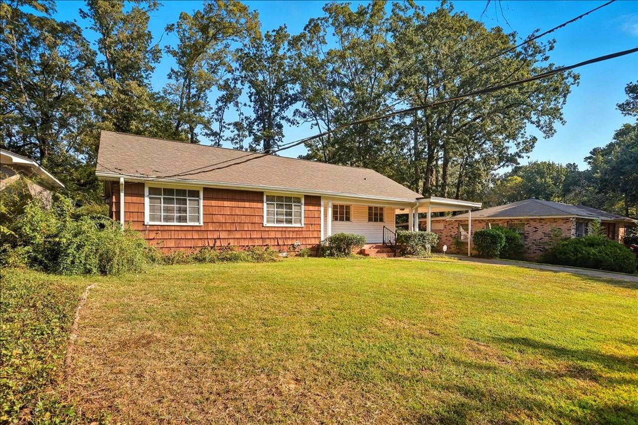 516 Naples Rd - Photo 3 of 32