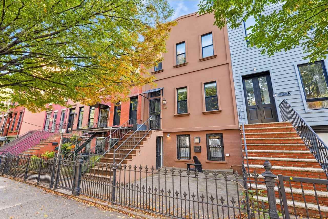 928 Lafayette Ave - Photo 2 of 16