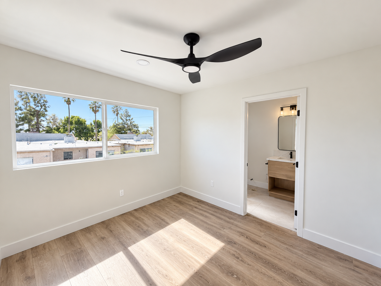 2149 Balboa Ave - Photo 4 of 11