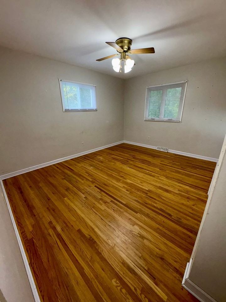 3311 Pridemore Dr - Photo 7 of 11