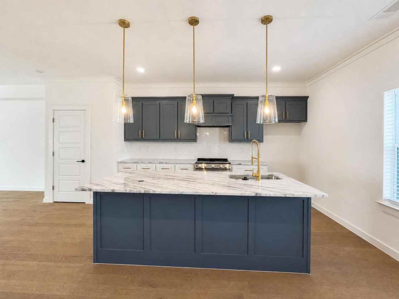 2737 Azalea Park Cir - Photo 5 of 21