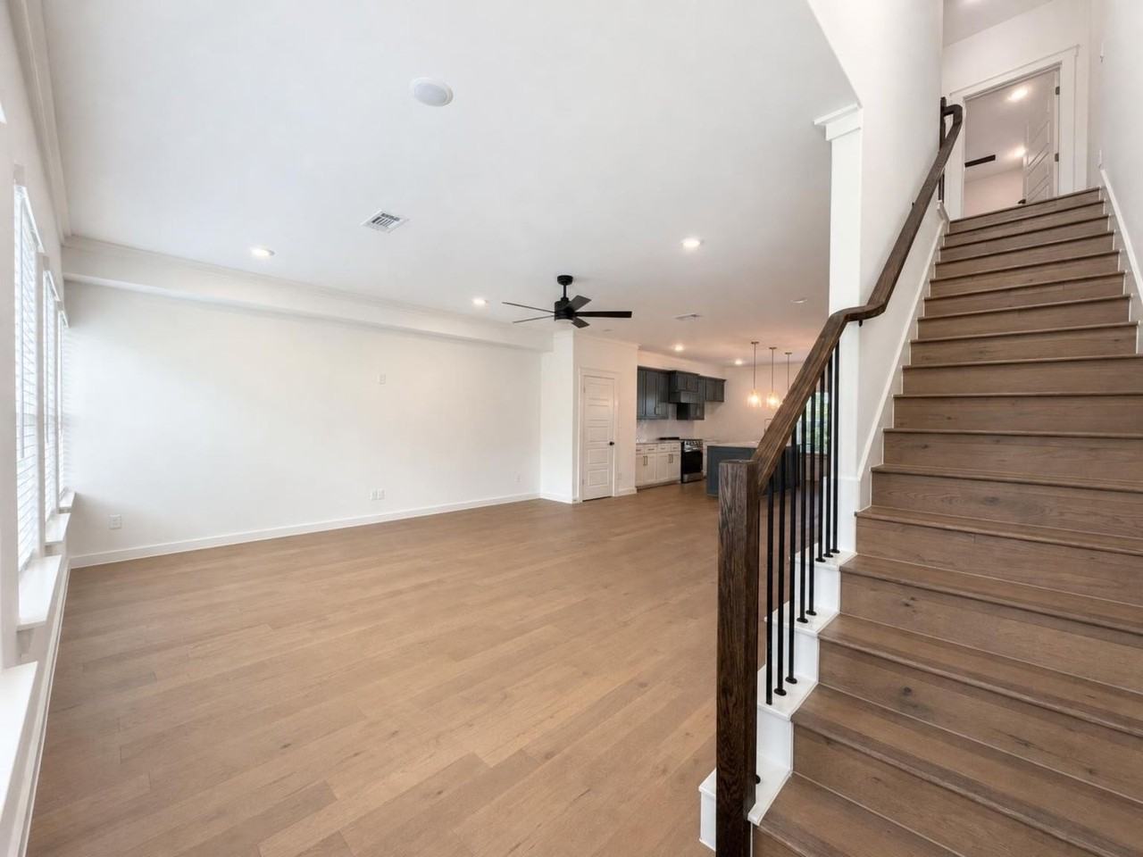 2737 Azalea Park Cir - Photo 6 of 21