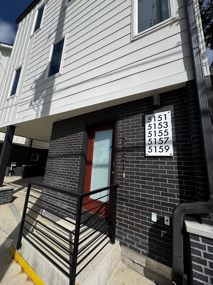 5161 W 10th Ave - Photo 4 of 14