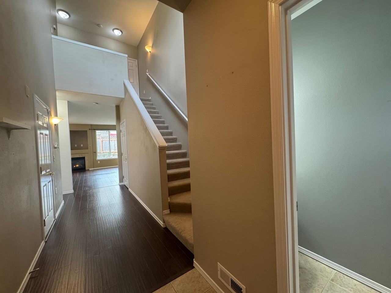 2901 Se 10th St - Photo 3 of 21