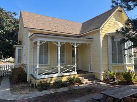 featured image of 322 Castillo St