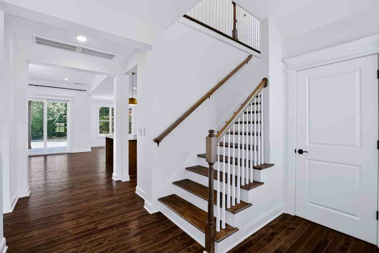 5943 Almaville Rd - Photo 5 of 41