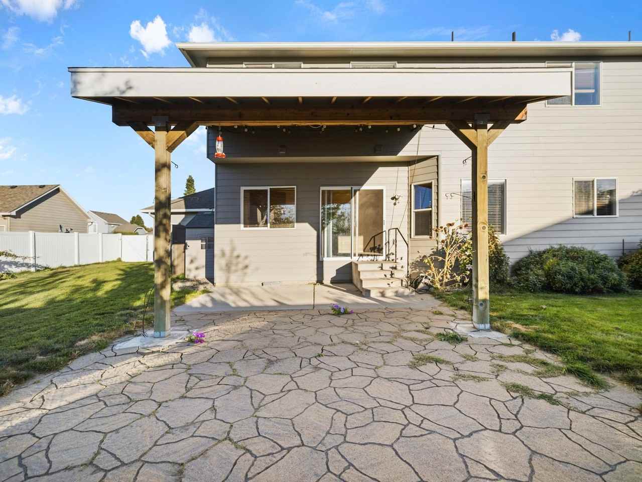9721 N Austin Ln - Photo 5 of 50