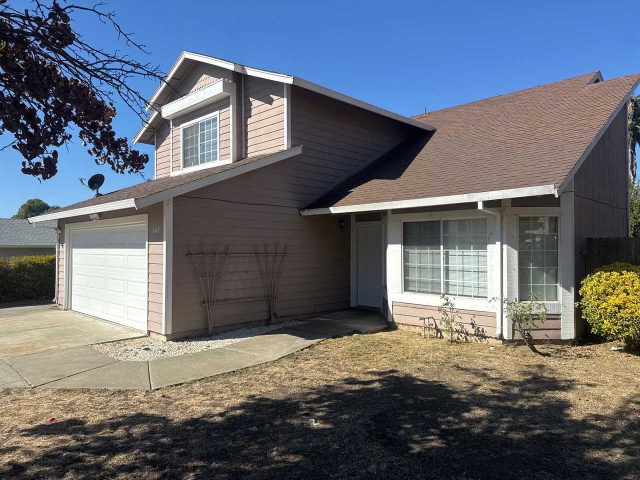 640 Angelina Way - Photo 2 of 47
