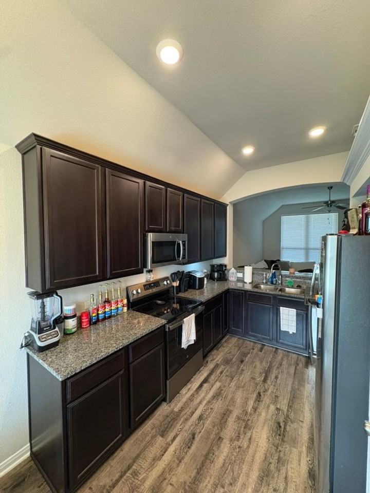 3523 Addison St - Photo 3 of 12