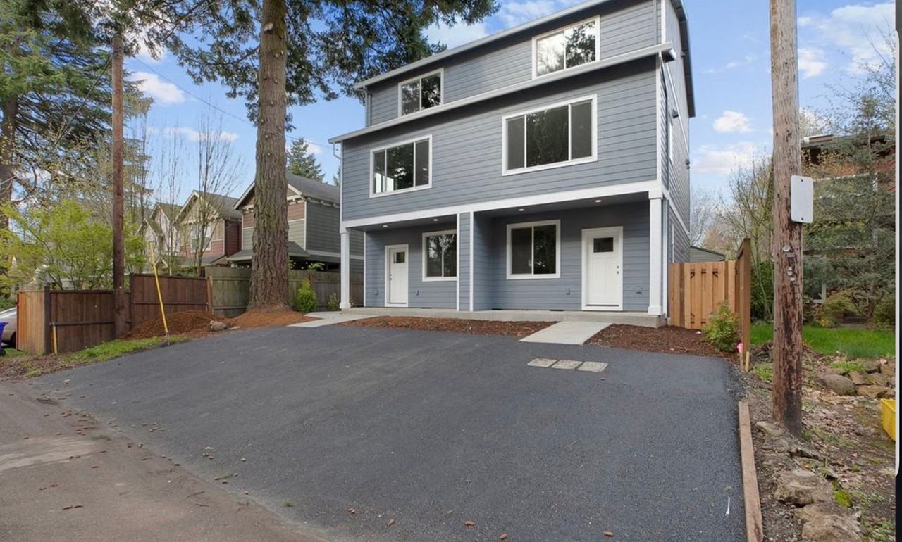 3769 Se 43rd Ave - Photo 3 of 30