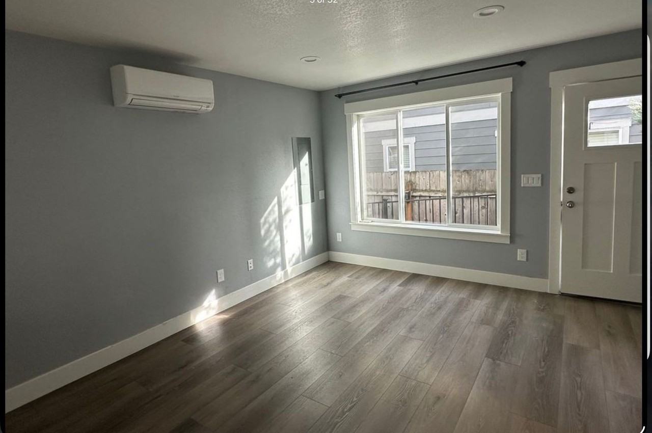 3769 Se 43rd Ave - Photo 7 of 30
