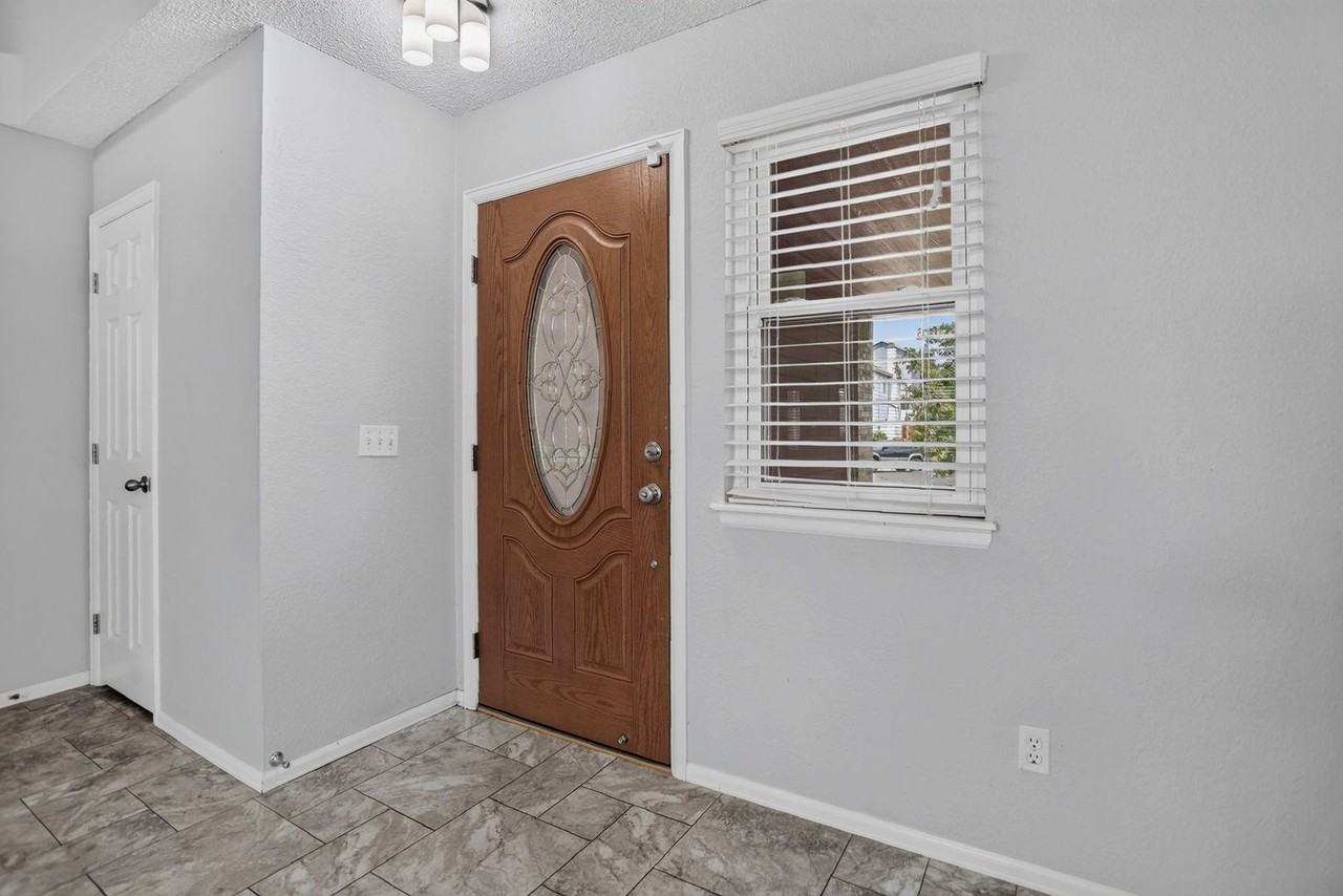 6145 Faxon Ct - Photo 4 of 45