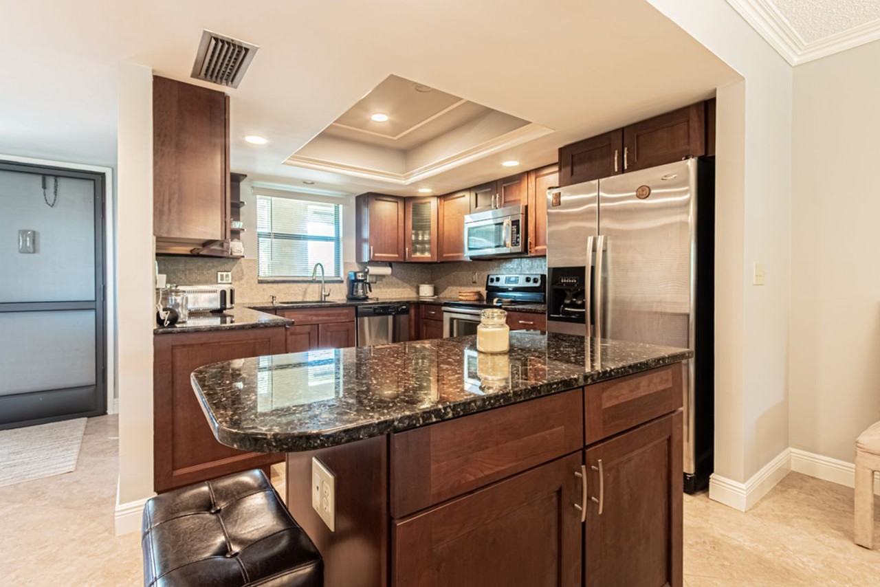 75 Saint Andrews Blvd - Photo 4 of 50