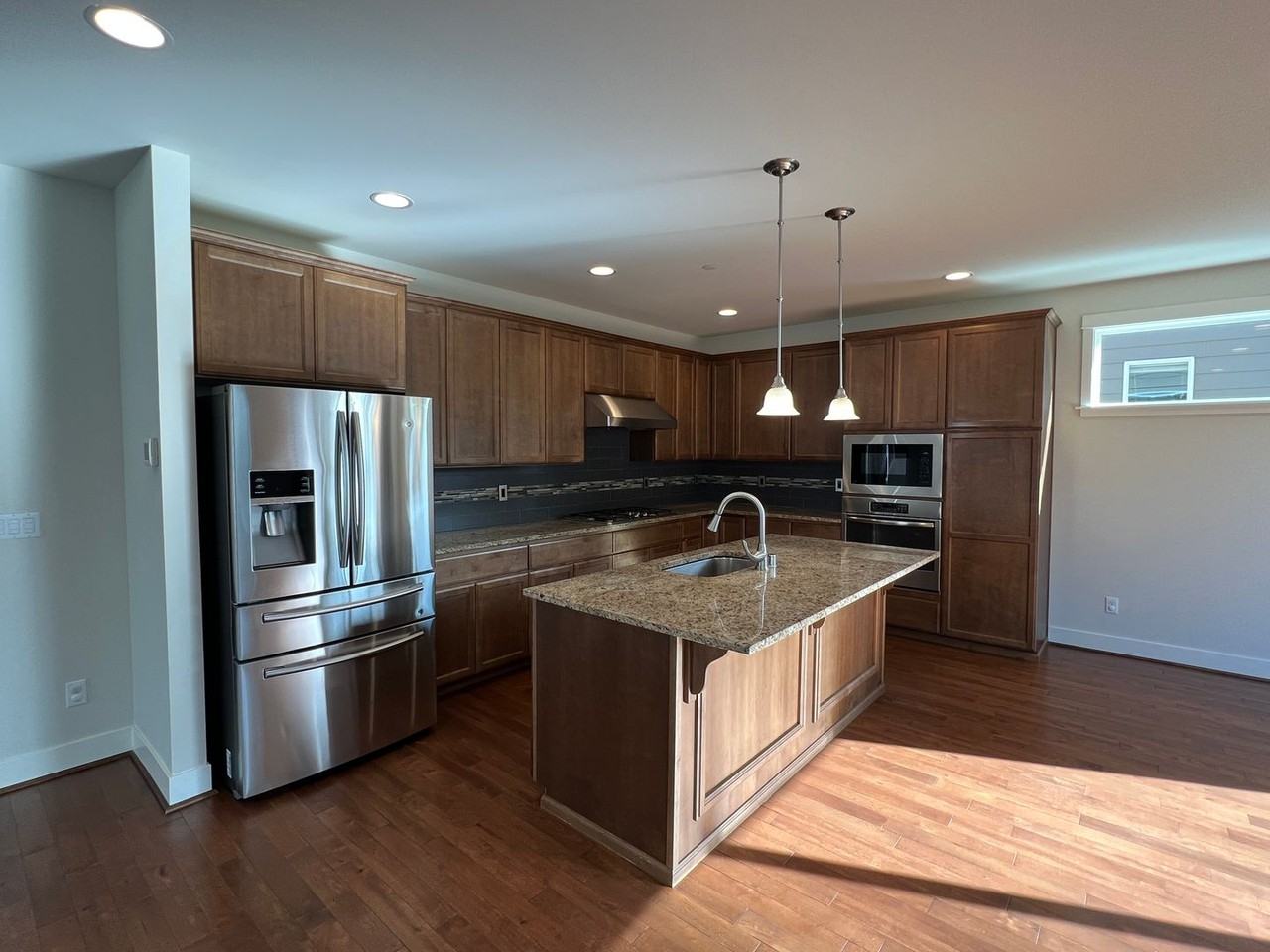 5406 165th Pl Sw - Photo 5 of 27