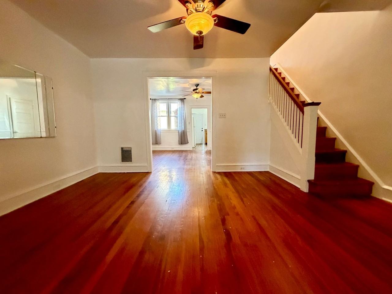 7 Rhodes Ave - Photo 2 of 25