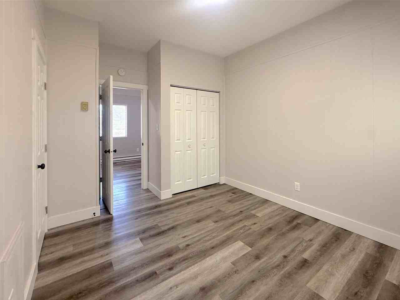 Fully Remodeled 1 Bedroom Near Campus - Photo 5 of 9