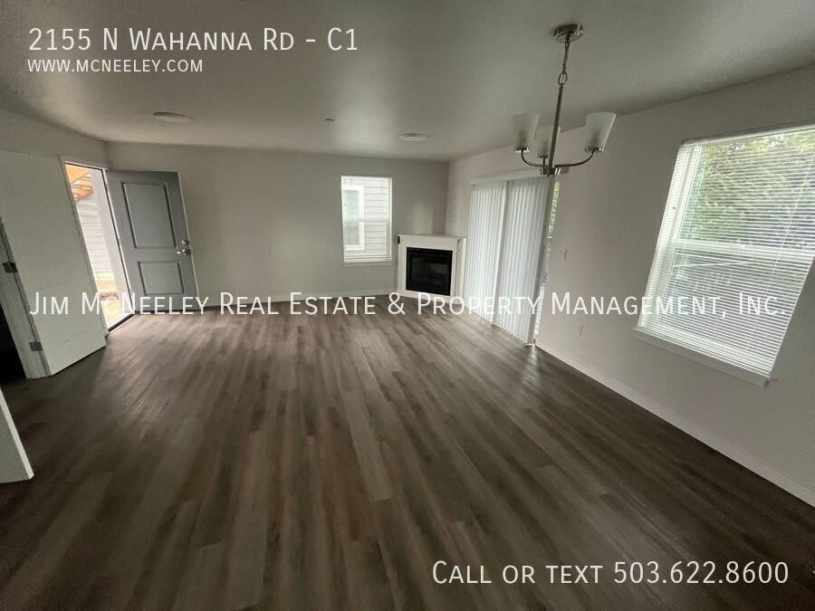 2155 N Wahanna Rd #C1 - Photo 3 of 11
