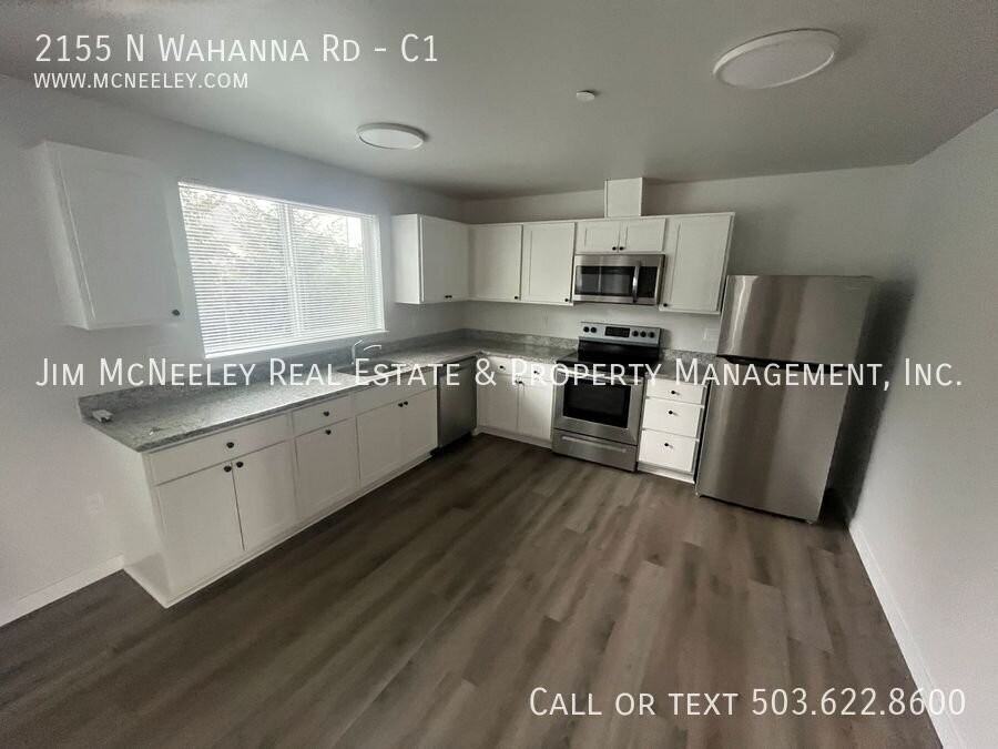 2155 N Wahanna Rd #C1 - Photo 5 of 11