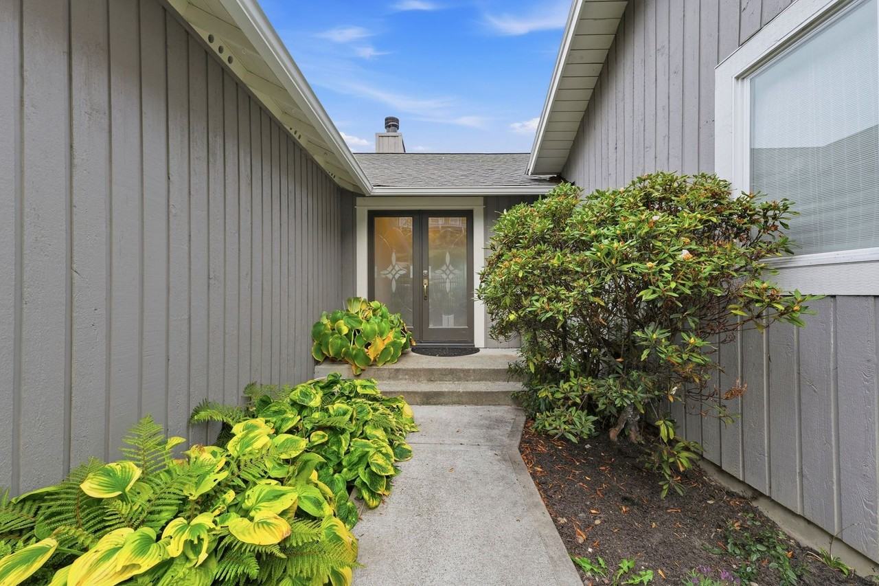 7918 Ray Nash Dr Nw - Photo 5 of 48