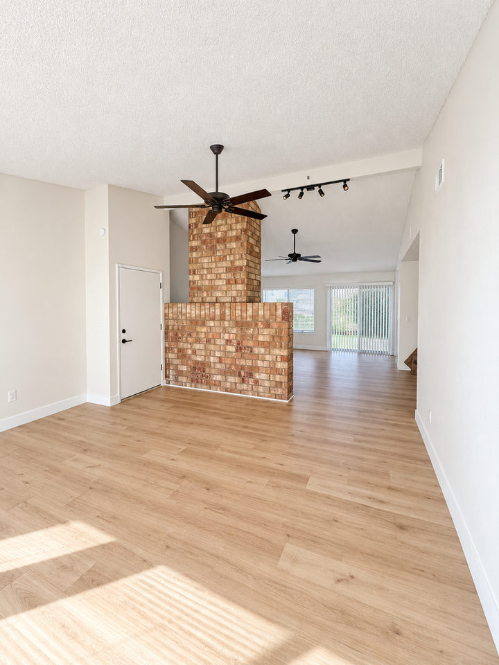 5013 Timbercreek Way - Photo 4 of 17