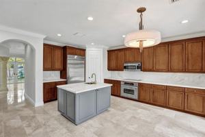 featured image of 827 Se 2nd Ct #827