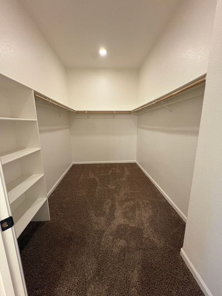 1161 Hedstrom Rd - Photo 3 of 14