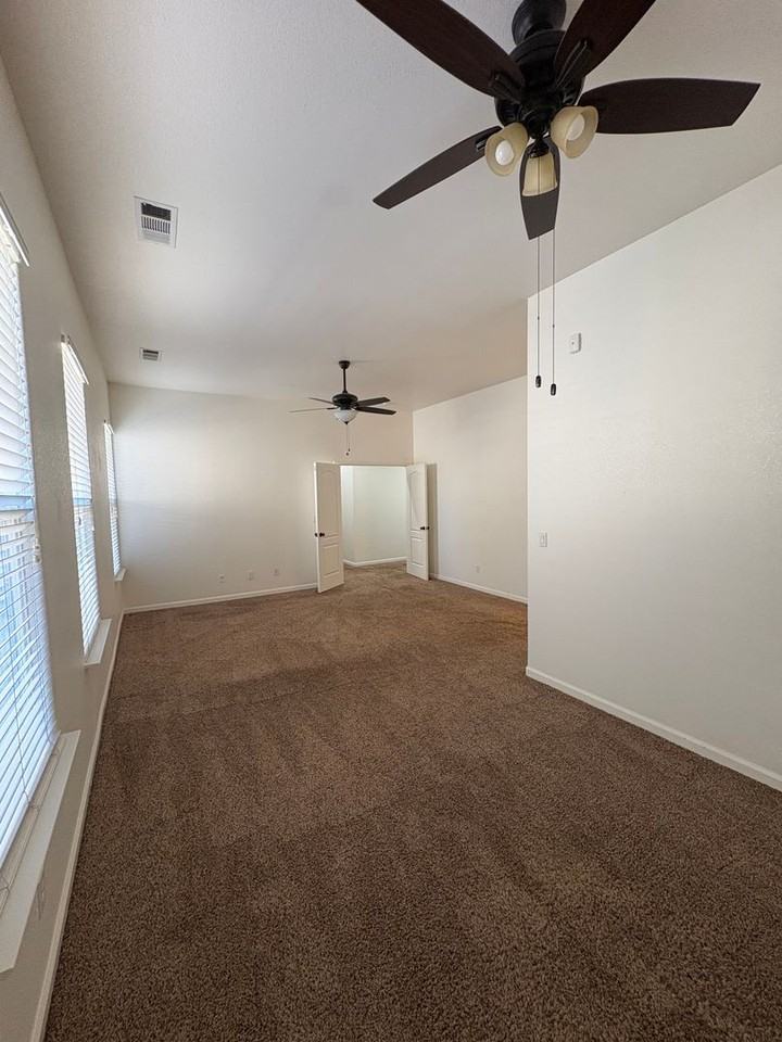 1161 Hedstrom Rd - Photo 4 of 14