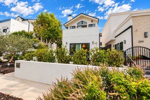 featured image of 207 21st St