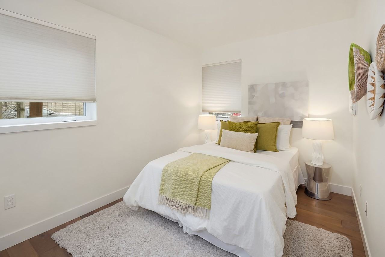 119 18th Ave E #A - Photo 5 of 28