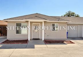 featured image of 960 N Indiana St #B