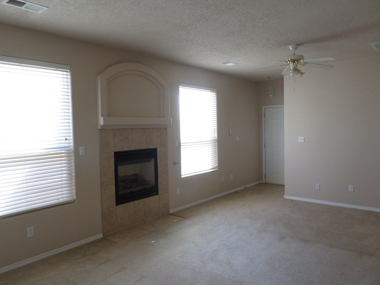 6307 Duero Pl Nw - Photo 5 of 21