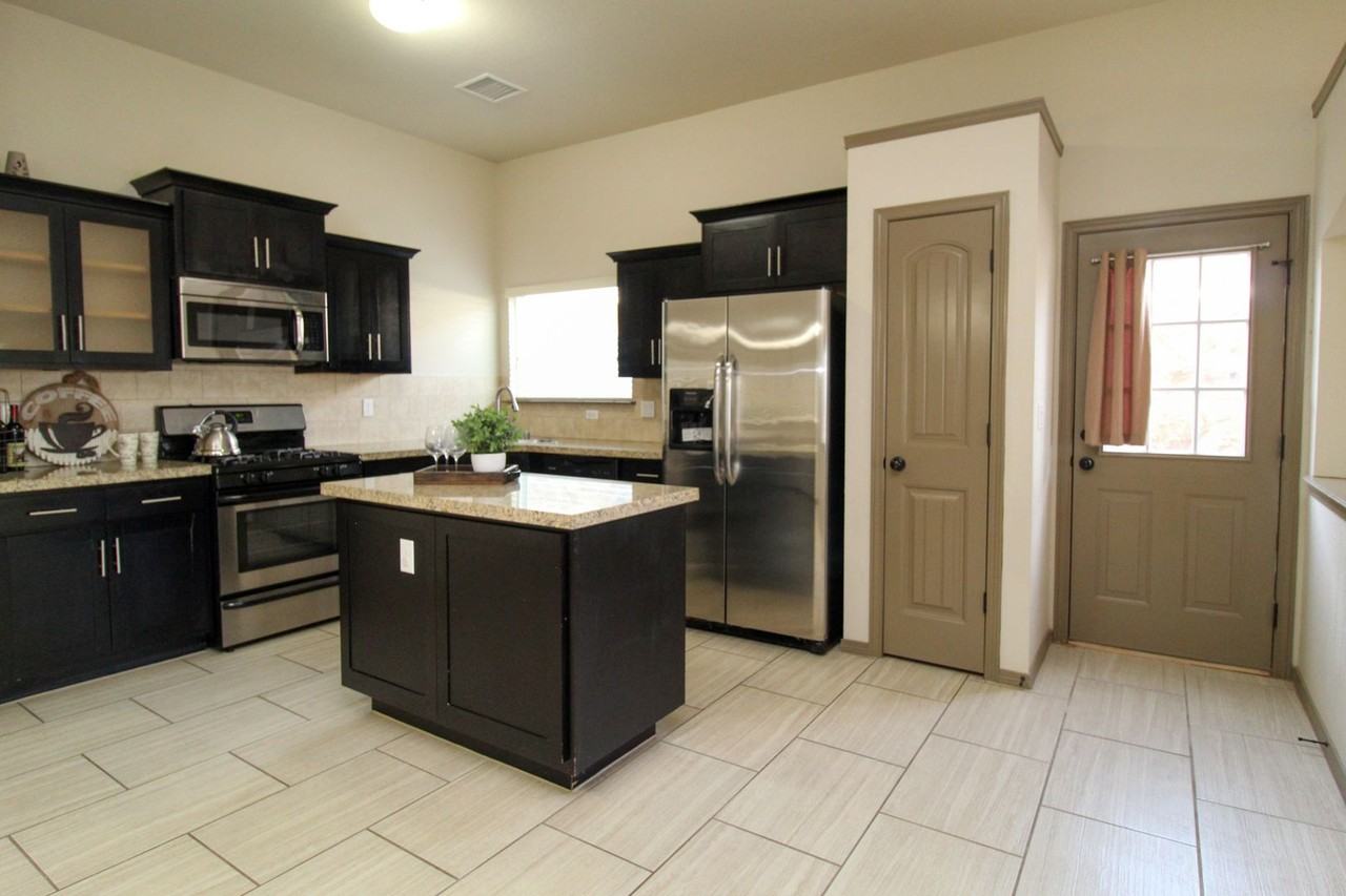 12753 Maria L Fernandez - Photo 5 of 16