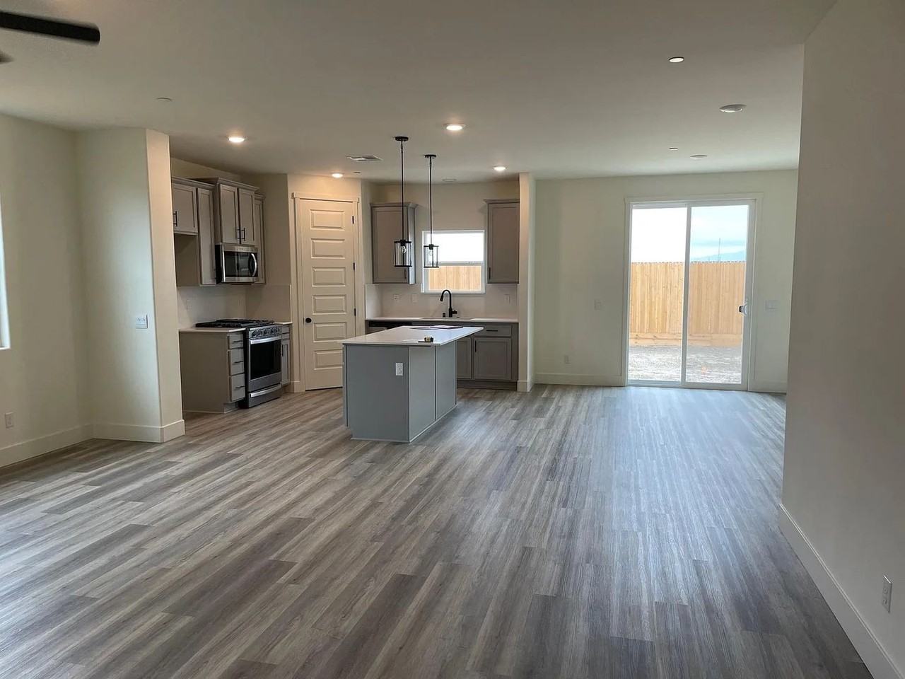 7812 Rio Verde Dr - Photo 6 of 13