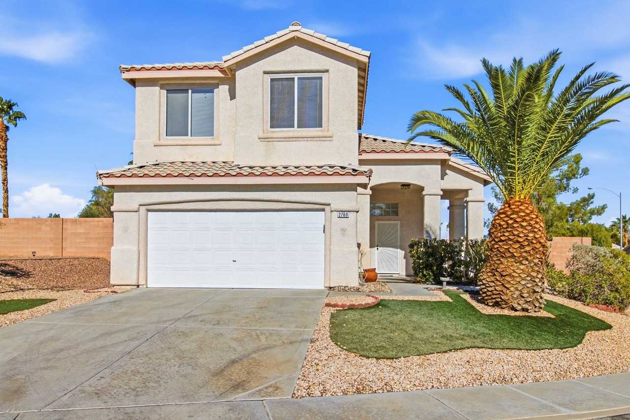 2760 Saigon Dr - Photo 3 of 27