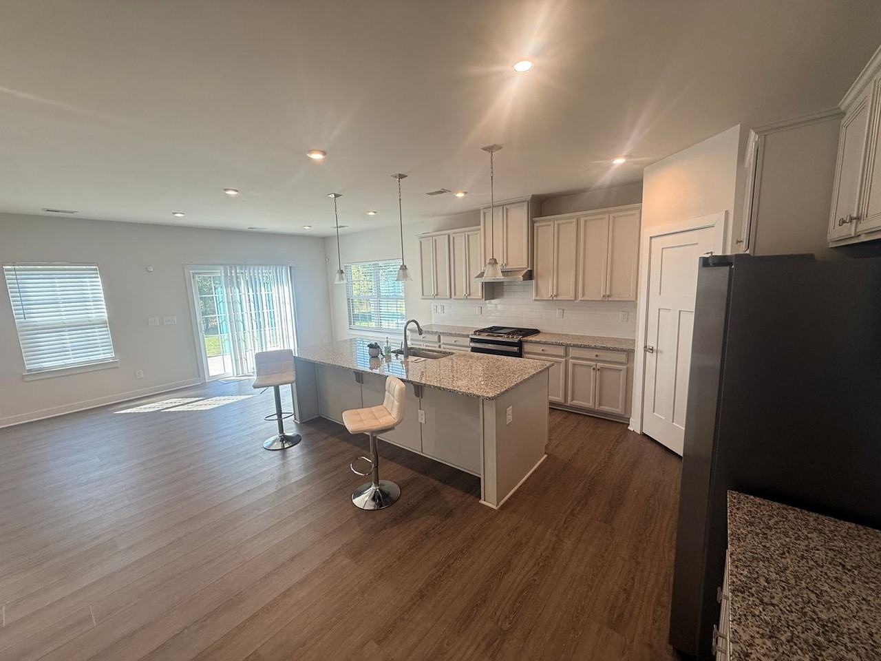1205 Hinson Forest Rd - Photo 6 of 42