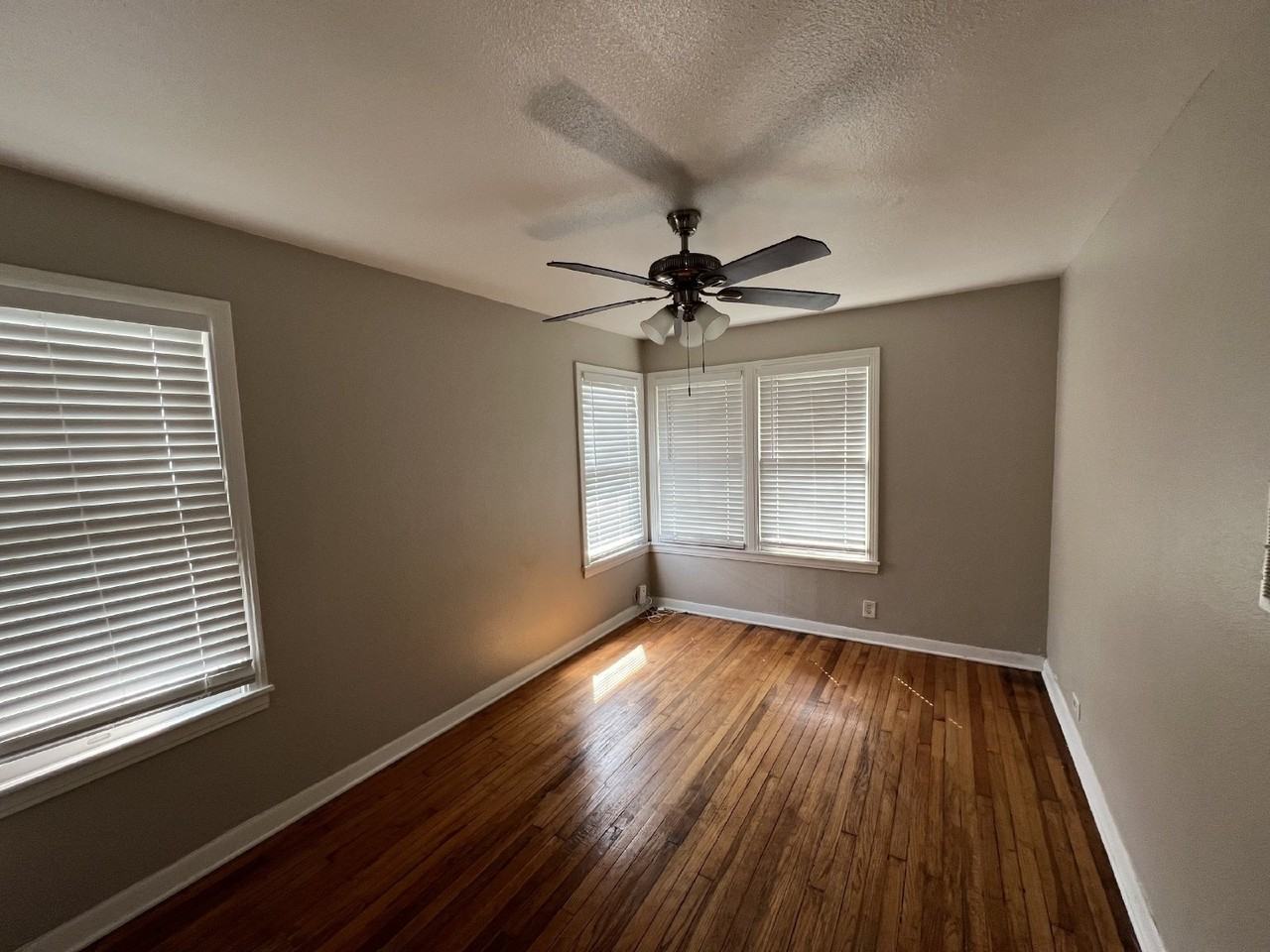 103 Thomas Jefferson Dr #2 - Photo 6 of 22