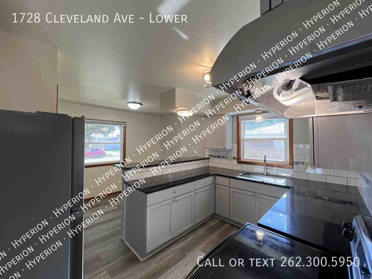 1728 Cleveland Ave - Photo 7 of 18